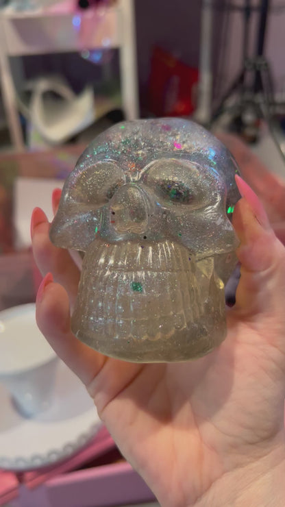 Mega Snow Globe Style Liquid Core Shakable Skulls